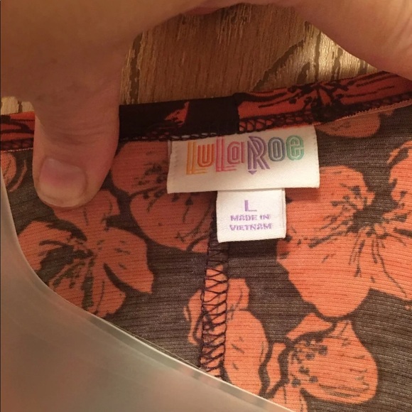 LulaRoe Kimono size L. - Picture 4 of 5